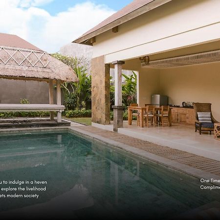 La Berceuse Resort And Villa Nusa Dua By Taritiya Collection Δωμάτιο φωτογραφία