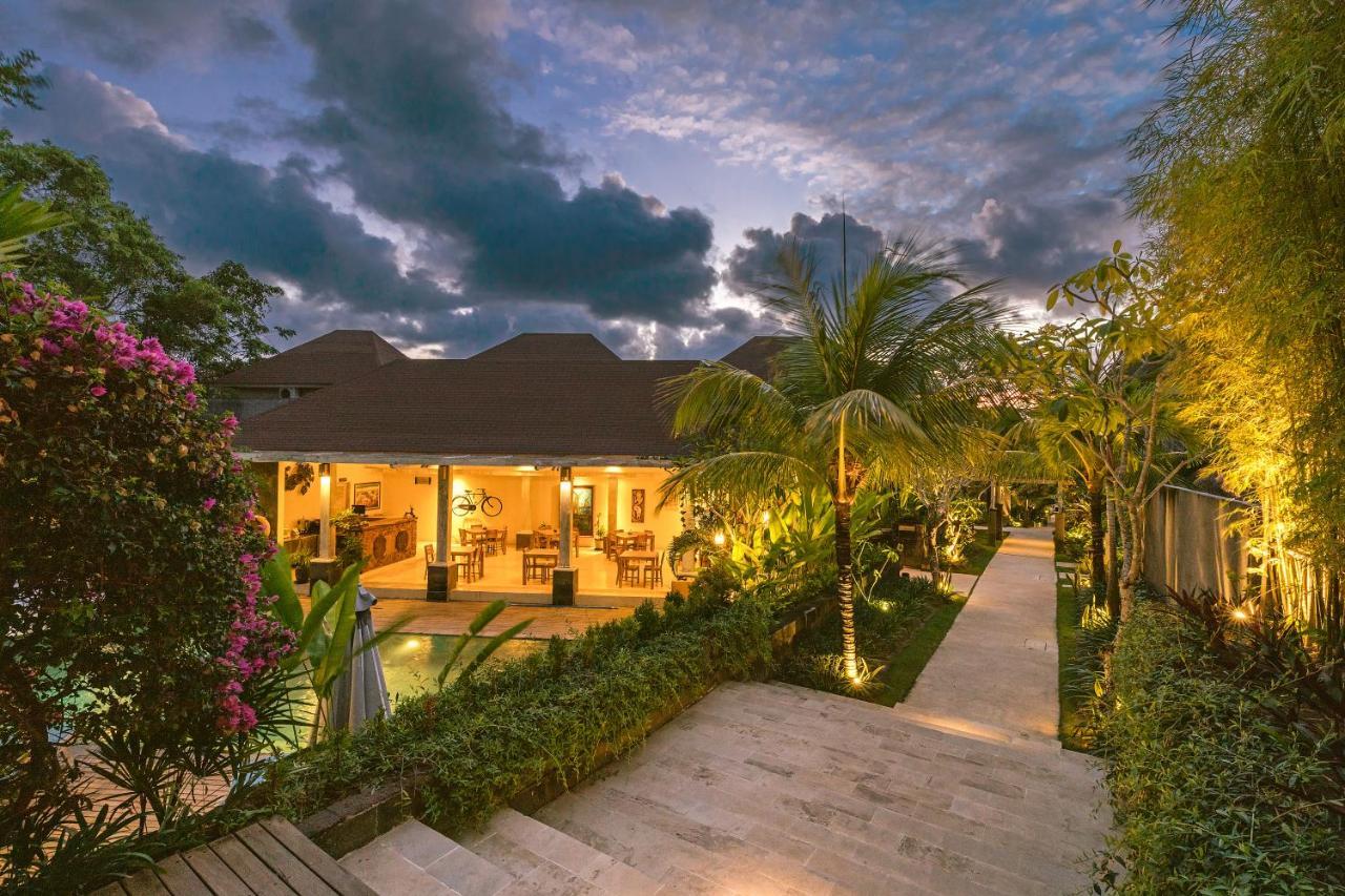 La Berceuse Resort And Villa Nusa Dua By Taritiya Collection Εξωτερικό φωτογραφία